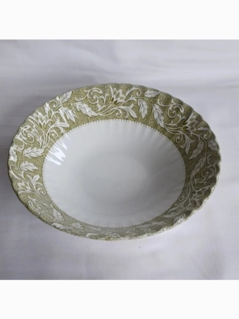 J. & G. Meakin England "Lucerne" Staffordshire Ironstone Serving Bowl